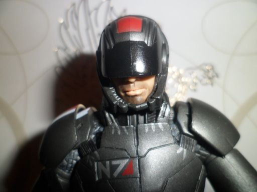 Mass Effect 3 - Shepard  Action Figure - обзор